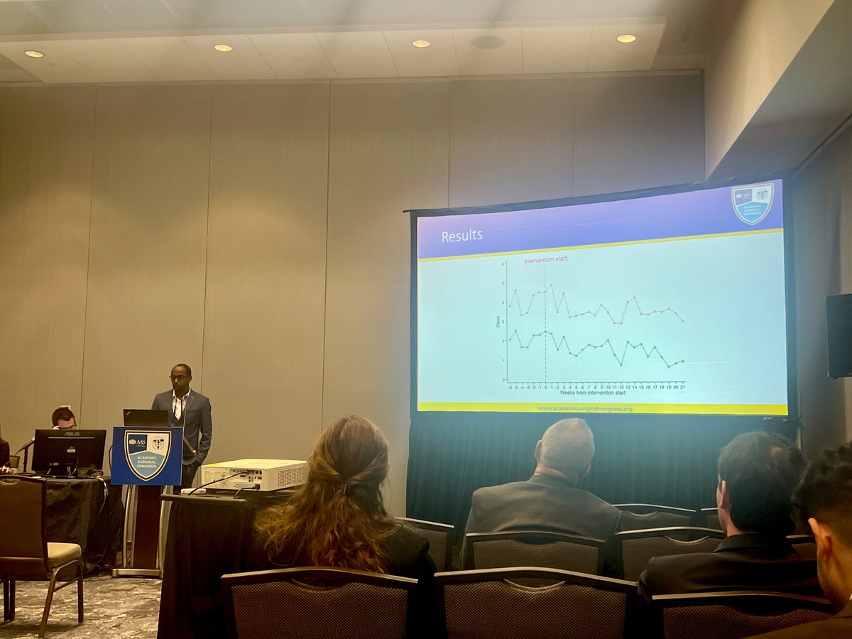 My friend <a href="/AssefaDr4763/">AssefaTM</a> presenting at #ASC2024 on the association of postoperative antibiotic prophylaxis and LOS in surgical patients in Ethiopia 🇪🇹 - improving antobitoic stewardship may ⬇️ LOS 👏  <a href="/SaferSurgery/">Lifebox</a>
