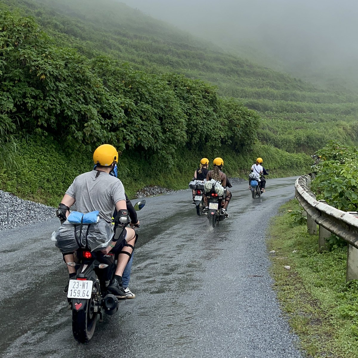 travawear's tweet photo. This week's "Travel Tips Weekly" newsletter "Destination Spotlight" focused on the Hà Giang Loop Tour through northern Vietnam!

If you want the adventure of a lifetime, this 3-4 day motorcycle trek through remote mountains and rice paddies is something you must add to your list! https://t.co/cBf02HT2PT
