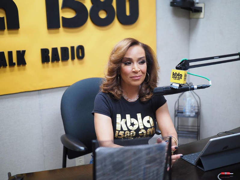 lacivilrights's tweet photo. LA Civil Rights Voices of LA honoree Dominique DiPrima, is the first African-American woman to host a major market early drive-time talk radio show on @kbla1580, tackling issues of interest to the African American and progressive communities. #BlackExcellence

@diprimaradio https://t.co/a00wV4iuiW