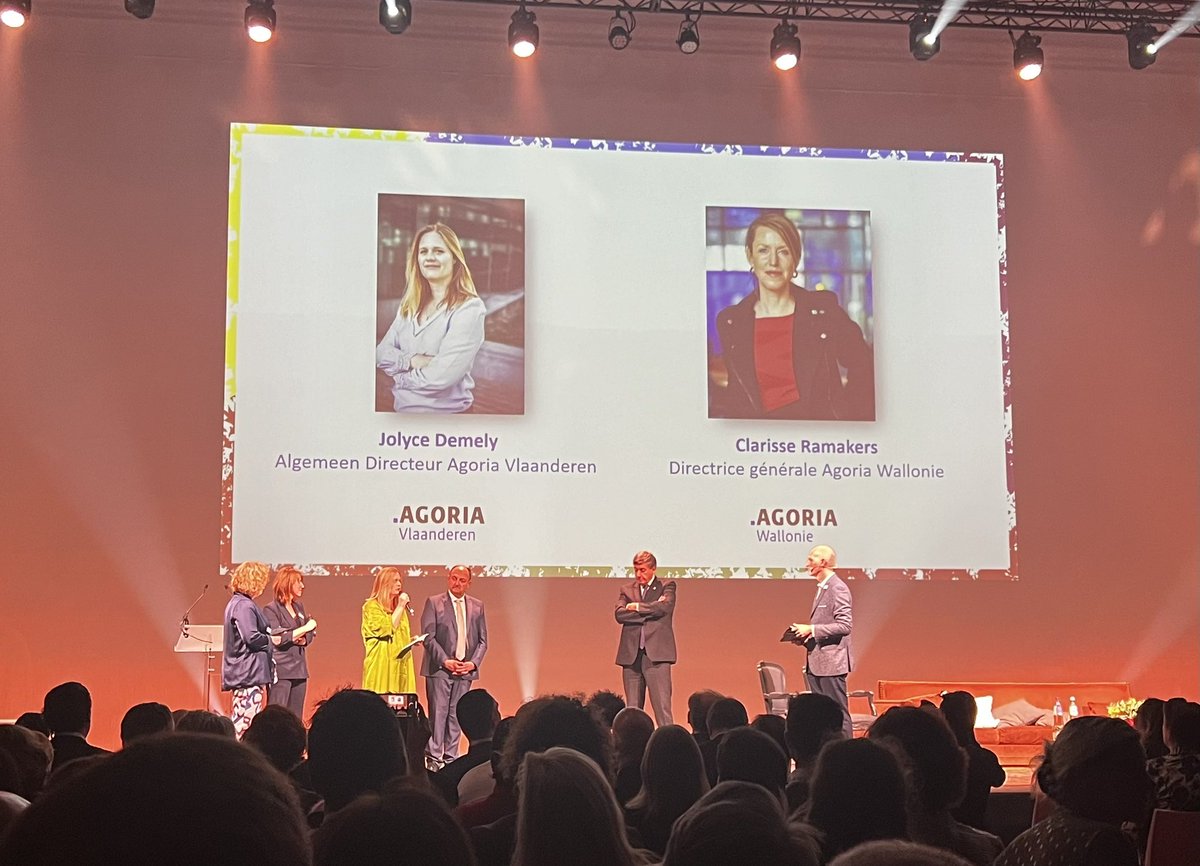 10 jaar Factories of the Future! 
Full house voor deze fantastische verjaardag. Prachtige winnaars, wat een mooie bedrijven, zoveel talent, zoveel enthousiasme! Onze industrie motor van onze welvaart.
<a href="/Agorianl/">Agorianl</a> <a href="/Jolyce_Demely/">Jolyce Demely</a> <a href="/CRamakers/">Clarisse Ramakers</a>