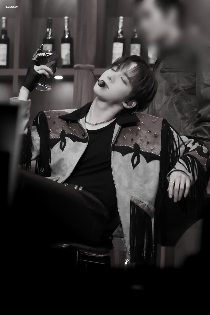 Hoddeokis3gram's tweet photo. 240128 TOWARDS THE LIGHT : WILL TO POWER in Seoul 에이티즈 윤호

아리바!

#ATEEZ #에이티즈 #윤호 #YUNHO #TOWARDS_THE_LIGHT #WILLTOPOWER #윌투파워 #Ho3PIC https://t.co/I1lBFqlm2n