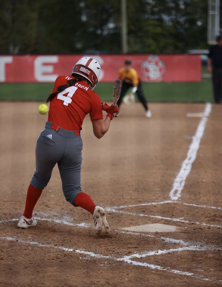 Autumn Iversen tweet media