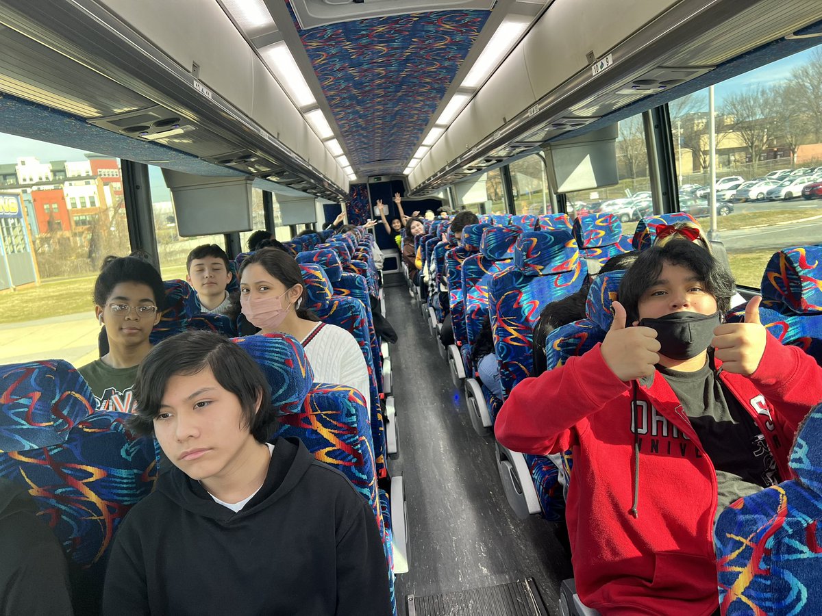 MonroePrincipal's tweet photo. Happening now: 300+ scholars headed to Main Event to celebrate academic success. Honor Roll achievement 🙌🏽🙌🏽 @orem @communityschools @title1 
#inspireinfluenceimpact https://t.co/58Mw12WfWY