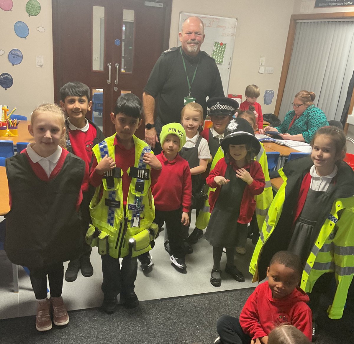 Mrs Manson tweet media