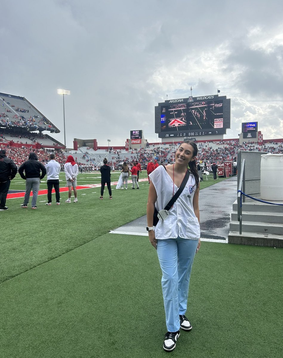 madisonrcarney's tweet photo. Happy National Girls &amp; Women in Sports Day! (a day late) So happy to be in this industry! https://t.co/BsQV4A5mCi