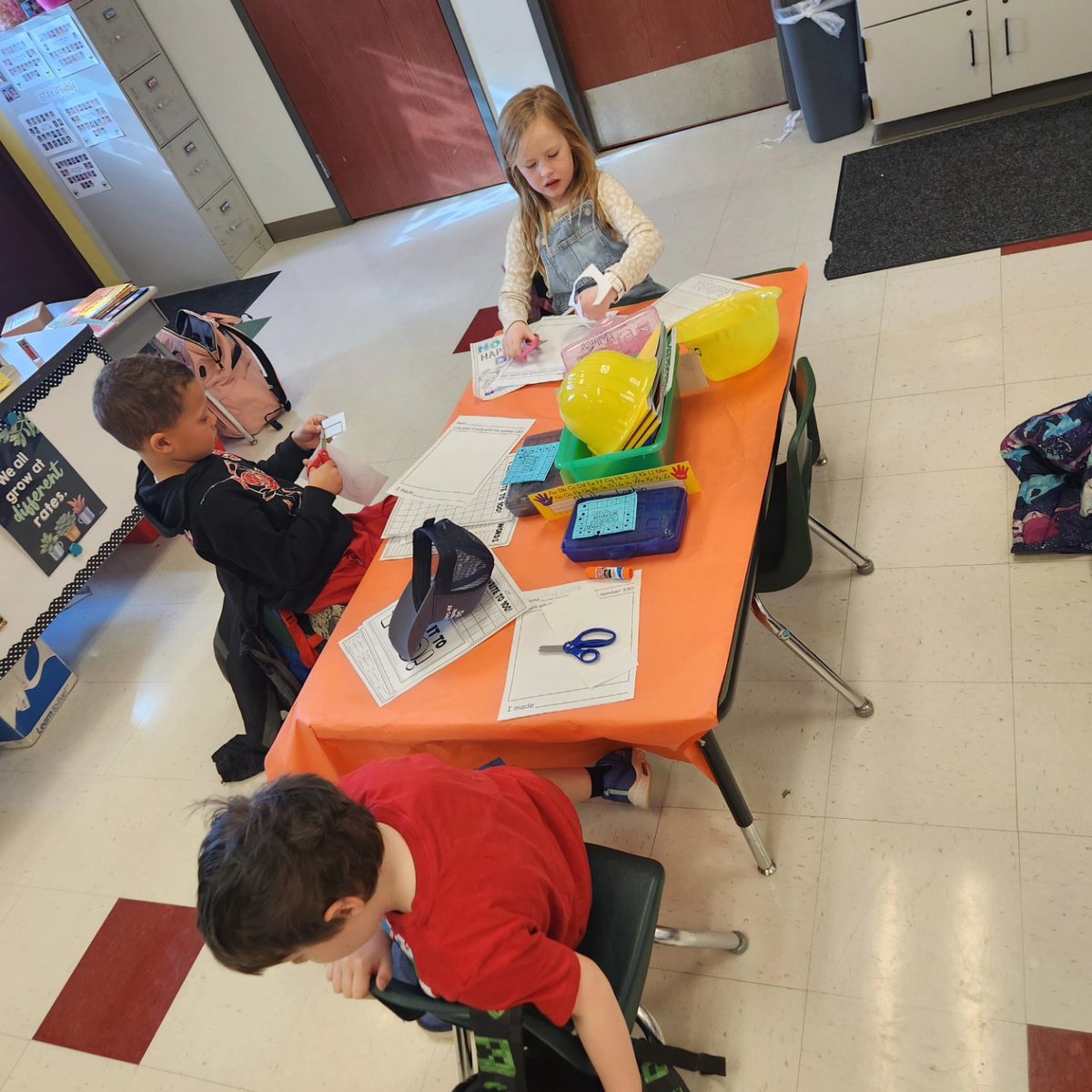 Building our way to 100 with our 100th day rotations! Last one!  #wsdlearns #wearewentzville #gtegators