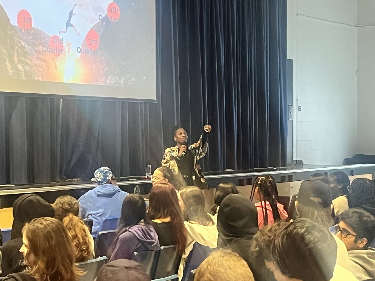 Thank you so much for inspiring us, Shanicka “Shak” Edwards from Shak’s World! Shak’s World is a local not for profit that supports mentorship and community engagement! <a href="/InnisdaleSchool/">Innisdale Secondary School</a>