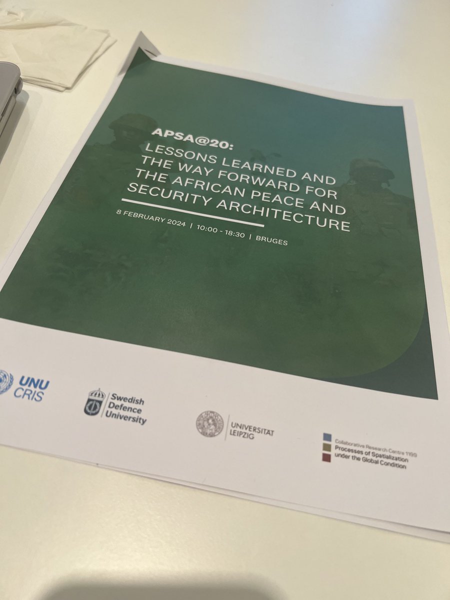 Thanks to @AmandineGnanguênon ⁦@UNUCRIS⁩ ⁦@FrankMattheis⁩ ⁦⁦@LGelot⁩ @ulfengle for hosting fruitful discussions on the #APSA@20. Looking forward to reviewing the book ⁦@T4PAfrica⁩ ⁦@elghassimw⁩ ⁦@tiekutom⁩ ⁦@DawitYK⁩ ⁦@jmartyns⁩