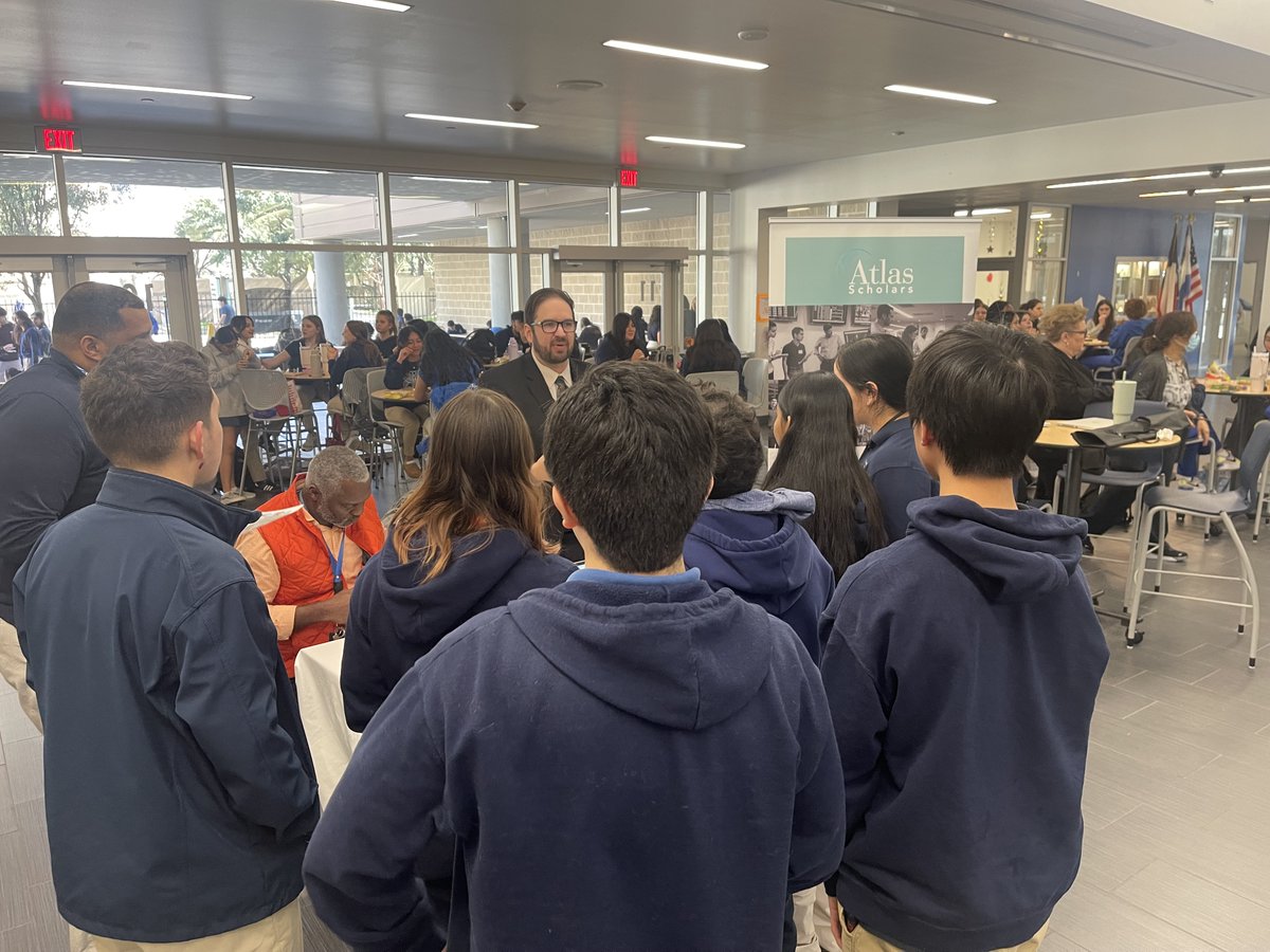 Had a great time meeting with @debakeyhshp sophomores this week!