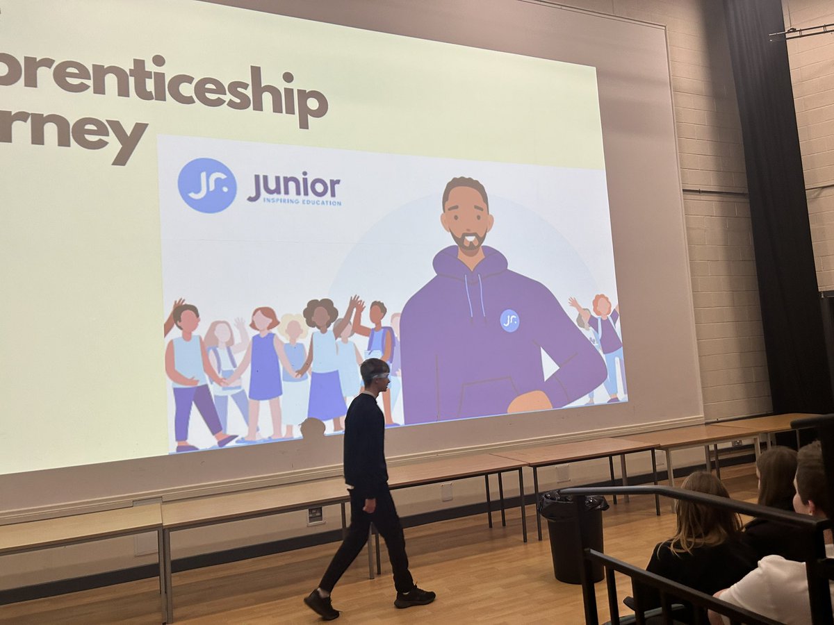 PrioryPSCHE's tweet photo. What an inspiring morning for our Y10 students! A huge thank you to Junior Saunders for delivering such an engaging workshop on Growth Mindset and Apprenticeships! 🌟 @Priorycsa @JodieSilmon @JamesWilmot74 @VickyBush17 https://t.co/TbEWYwGWZh