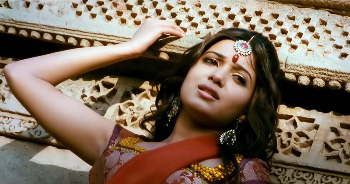 Fan from here❣️ 

🎬 En Nenjil, Baana Kaathadi (2010)

@Samanthaprabhu2 

#Samantha #YuvanShankarRaja
