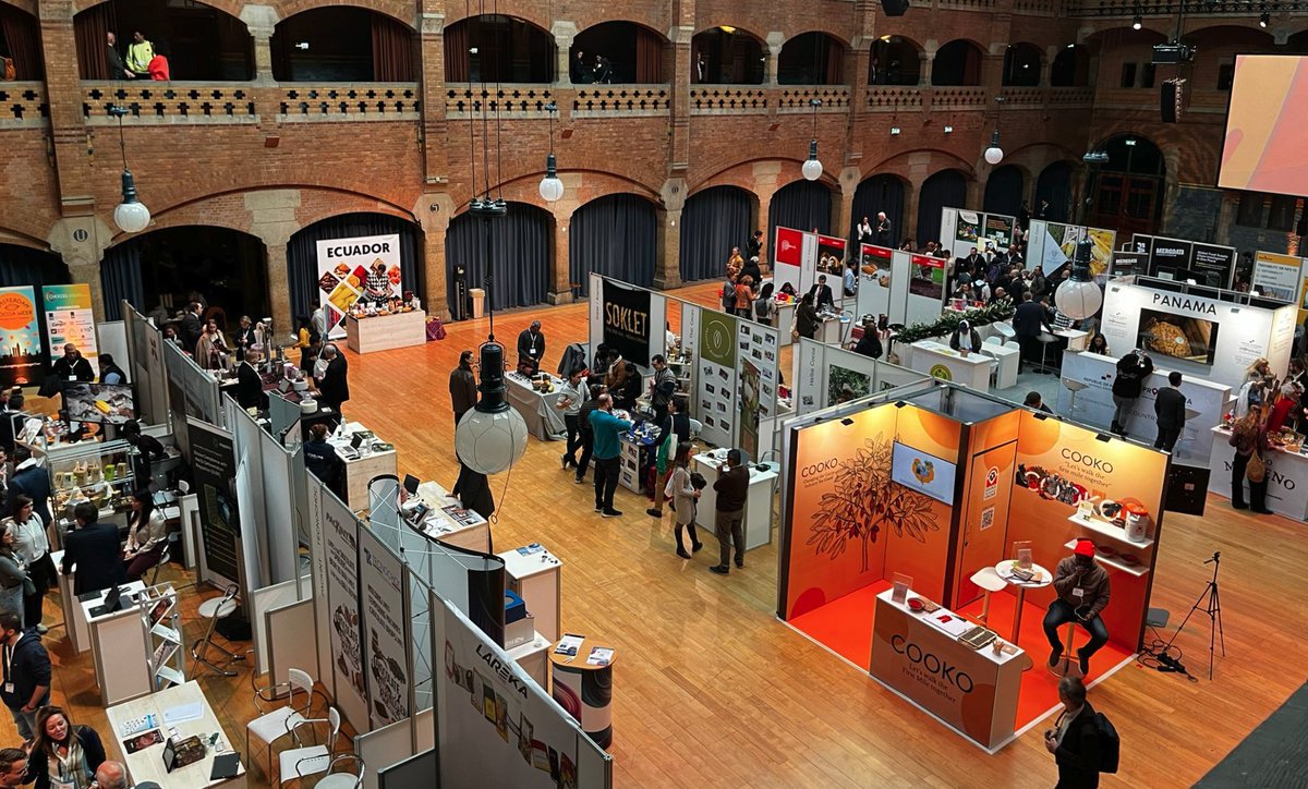 Cognition_24's tweet photo. This week, we attended the 2024 Partnership Meeting of our customer the @WorldCocoa, in Amsterdam.
A very insightful and engaging few days.
#sustainablecocoa #makingimpacttogether #WCFPM https://t.co/yFvkwdpg9J