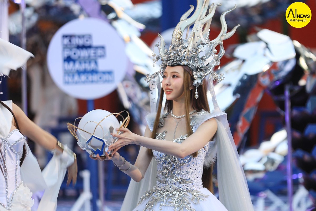 AllNews_th's tweet photo. สวยปังรับตรุษจีน #เนเน่ ร่วมงาน Mahanakhon Chinese Festive Market ให้ตรุษจีนปีนี้มีแต่ความปังตรุษจีนเก๋ไก๋ ตื่นตาตื่นใจ ไปคิงเพาเวอร์ มหานคร
#เนเน่ตรุษจีนมหานคร
#Nene #Nene郑乃馨
#ChineseNewYearxKingPowerMahanakhon
#KingPowerMahanakhon
#MahanakhonCNY2024
#DragonShow #CNYMarket https://t.co/RHHf0VMeS8