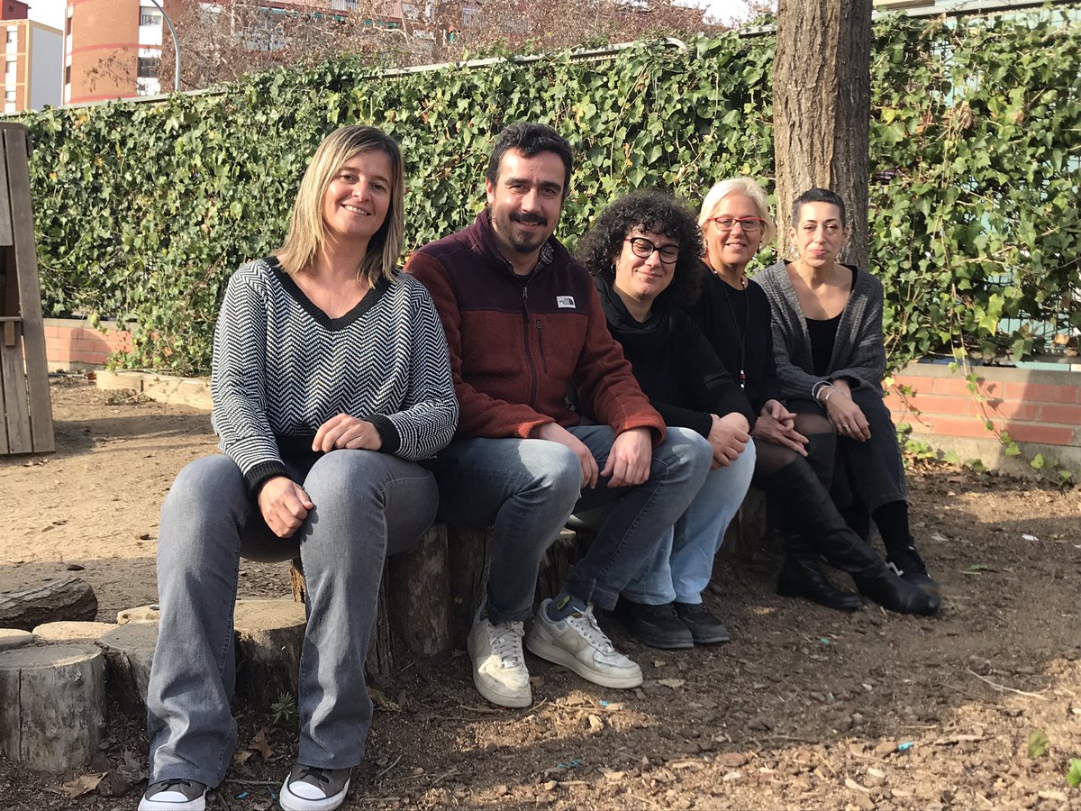 Escola Josep Carner tweet media