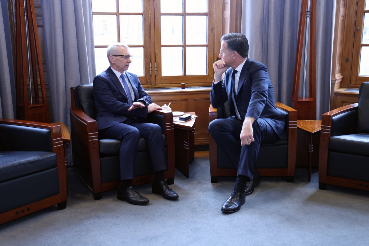 GovBulgaria's tweet photo. PM #Denkov met with @MinPres of the #Netherlands, Mark #Rutte. They discussed issues from the #European agenda, including topics related to security in the #EU, #Bulgaria's accession to land #Schengen this year, and our country's membership in the #Eurozone from 1 January 2025. https://t.co/Nbeua84CWE