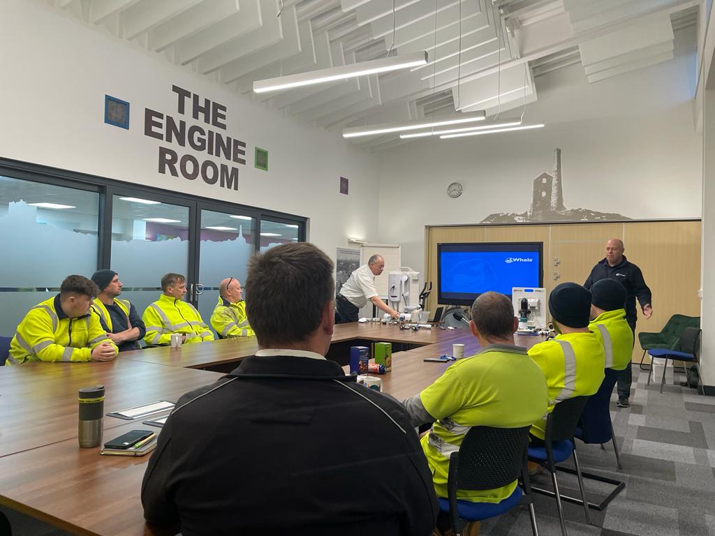 Some of our Phlexicare reps recently attended a Toolbox training session hosted at Coastline alongside our partners @Mirashowers and @Whale 

We're continually strengthening our partnership and training with our clients to offer an all round service.

#Phlexicare #ToolboxTraining