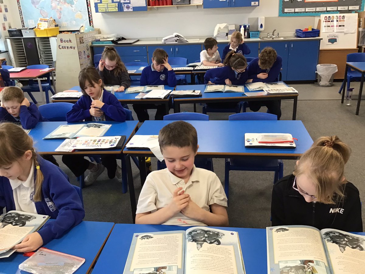 HilderthorpeSch's tweet photo. 4CT have enjoyed sharing our guided reading text and talking about what is happening within the story. Lots of fantastic discussions to connect our learning. #hildyear4 #hildread https://t.co/0VfUmmFxTB