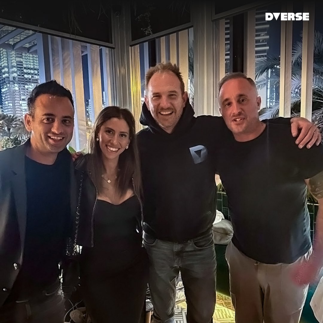 DVerseGTM's tweet photo. Had a great time at #SRX this year! Great people, even better conversations, and most excitingly, reuniting with our Banter family.
At #satoshiRoundtable โ everyone is welcome to share and discuss ideas with great minds.
Our world is in a time of epic change & chaos. We can make a better world with decentralised technology.