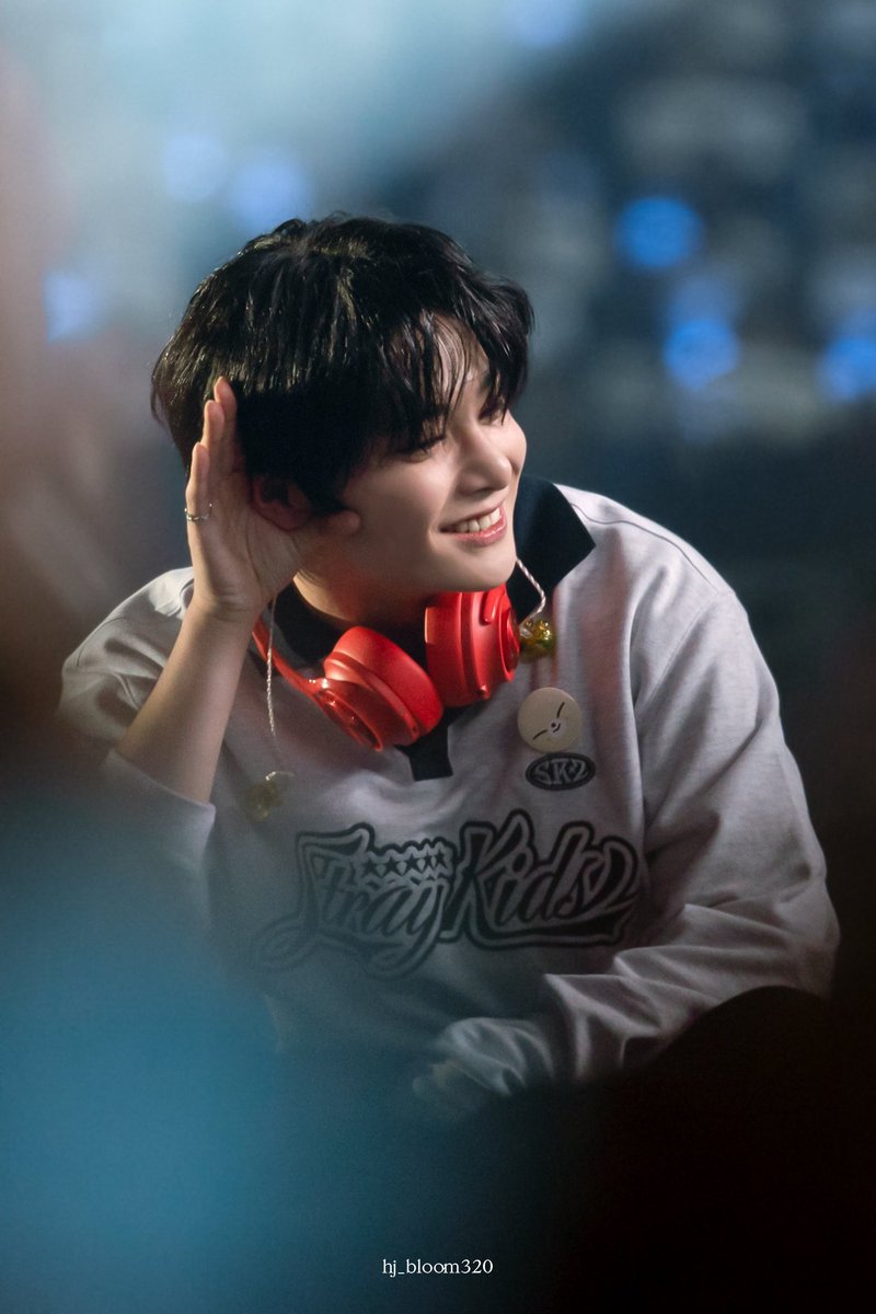 hj_bloom320's tweet photo. Happy Birthday I.N 🦊🎂💛⟡.·
#HappyINDay
#PrinceOfVocals_IN_Day
#아이엔_생일이다_크림채우자
#StrayKids #스트레이키즈
#아이엔 #I_N #アイエン https://t.co/CLJElA7K3N
