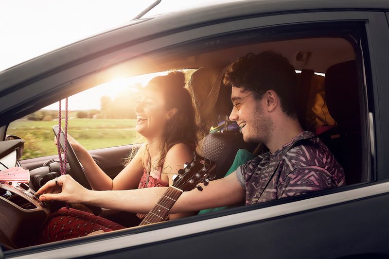 urbanmediairl's tweet photo. Great to see such strong results for our stations in the latest JNLR! The 2023 Irish Audio Report shows that live radio dominates with a 74% share of total audio listening! 📻 #radio #listenership #solutions 

https://t.co/139YT2cOJb https://t.co/SXH0GTHXBl