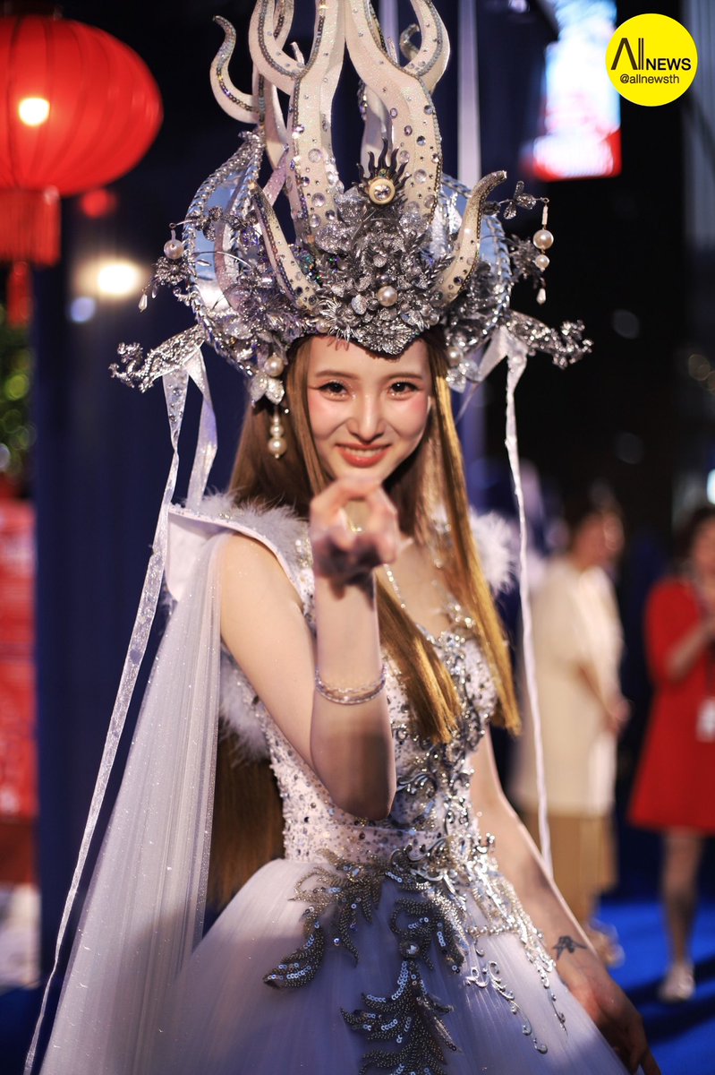 AllNews_th's tweet photo. มุมน่ารักๆของสาว “เนเน่” ร่วมงาน Mahanakhon Chinese Festive Market ให้ตรุษจีนปีนี้มีแต่ความปังตรุษจีนเก๋ไก๋ ตื่นตาตื่นใจ ไปคิงเพาเวอร์ มหานคร
#เนเน่ตรุษจีนมหานคร
#ChineseNewYearxKingPowerMahanakhon
#KingPowerMahanakhon
#MahanakhonCNY2024
#DragonShow #CNYMarket
#เนเน่ #Nene #Nene郑乃馨
