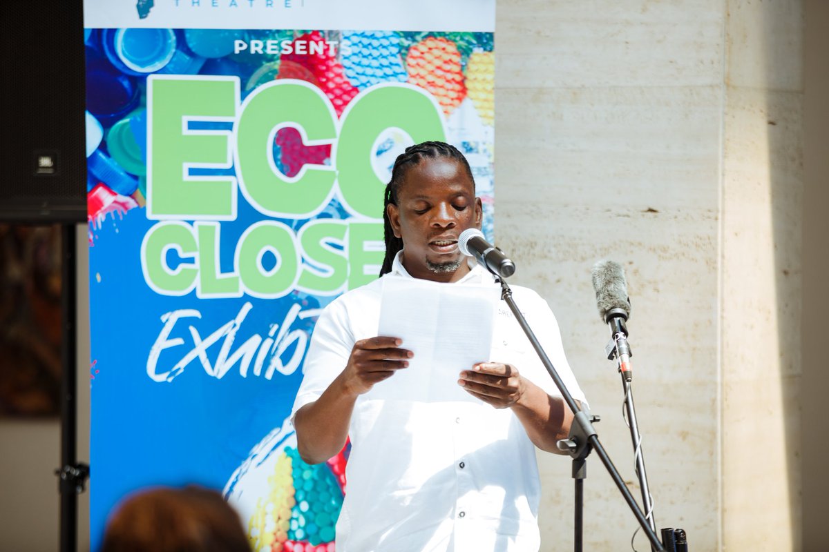BarefeetTheatre's tweet photo. THANK YOU to our partners and friends who attended and supported our #ecoclosetexhibition last week.
We had such an amazing time interacting and sharing our inspirational experiences with the #EcoClosetProject.
Thanks to @Sandra_Suubi
for the great collaboration.
@hivosrosa https://t.co/DifeZK6pRb