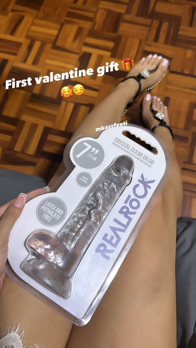 🥰 available for custom content with it send me ur full request to my DM ❤️  U wanna send me valentine<a href="/tag/sugardaddy"class="tags"><span>#sugardaddy</span></a><a href="/tag/spoilme"class="tags"><span>#spoilme</span></a><a href="/tag/paypig"class="tags"><span>#paypig</span></a><a href="/tag/bemyhero"class="tags"><span>#bemyhero</span></a><a href="/tag/buymycontent"class="tags"><span>#buymycontent</span></a>