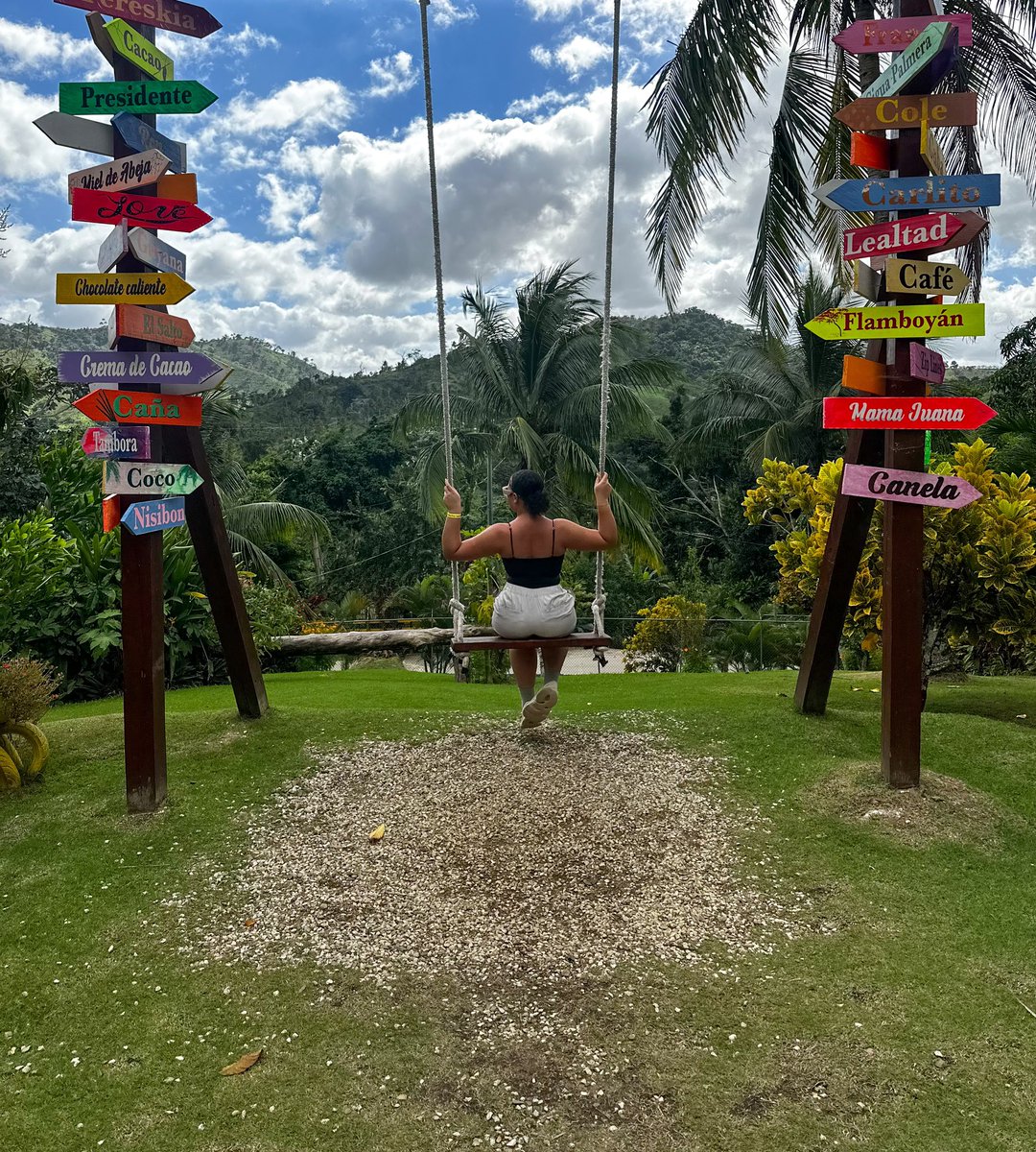 aameliab's tweet photo. I’d rather be in DR right now😭🇩🇴 https://t.co/LakfgXyOa1