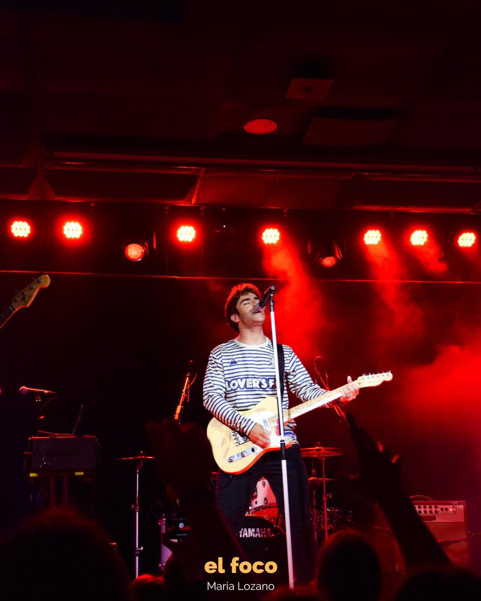 ¡<a href="/alvarxdeluna/">ALVAR☾</a> empieza su «UNO Tour» en Valencia! 🎤

🎸El cantante sevillano actuará mañana en la Sala Moon, con el cartel de “no quedan entradas” colgado 

elfocodiario.com/musica/alvaro-…

✍🏻: <a href="/Alba_Valle17/">Alba Valle</a> 

📸: <a href="/maria_lozano19/">Maria Lozano</a>