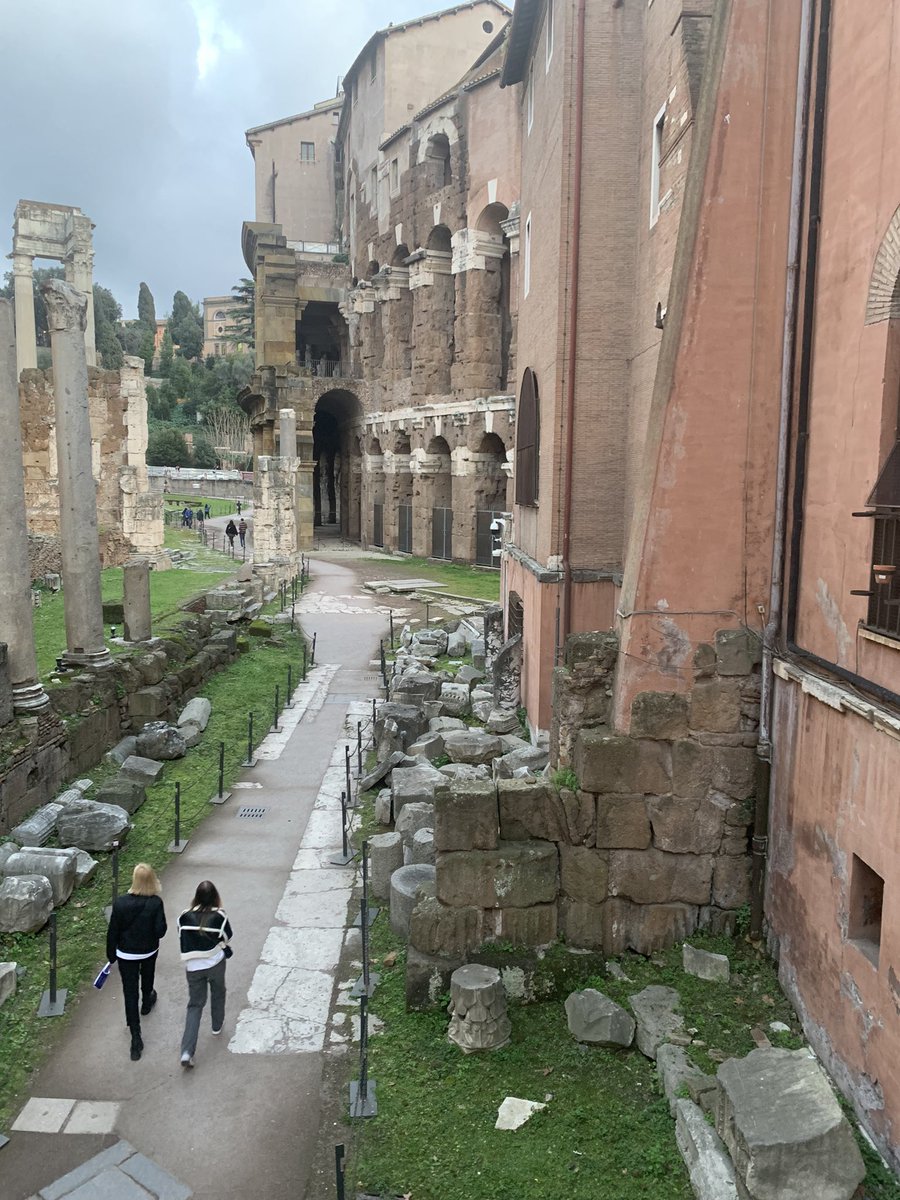 etienne liebig tweet media