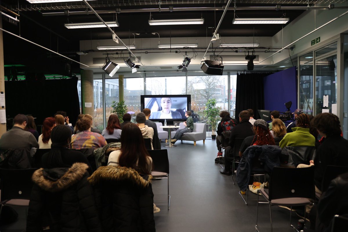 EsmeSpurling's tweet photo. Excellent line up for the Sports Panel chaired by @MattRead66 at the Journalism Festival 2024 

Grant Igbokwe, Football Beyond Borders - Social Media Lead, 
@BBCCWR ,
@dsj_itv 
#2024CovJournoFest @covcampus @CU_Journalism #Coventry #Photographer https://t.co/Mc8gXdHUUi
