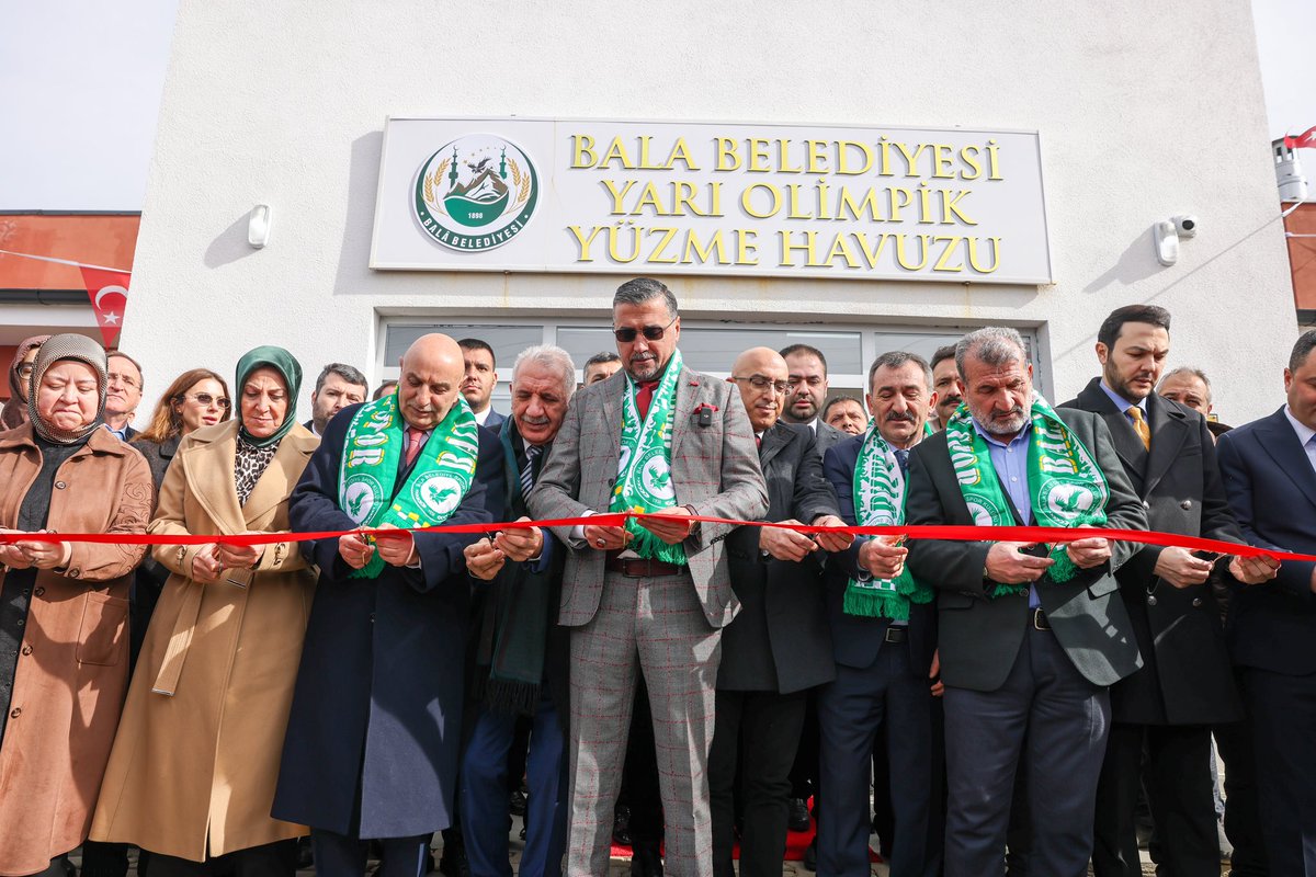 Ata Yurdum Güzel Balâ’m!
Bizi koca yüreğiyle kucaklayan güzel hemşehrilerim !
Hepinize teşekkür ederim …

Doğduğum Topraklara Selam Olsun…

📍Balâ Yarı Olimpik Yüzme Havuzu Açılışı

#AnkaraBizimHepimizin
