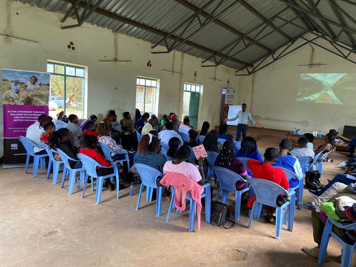 Cherotichmaina's tweet photo. VSO Training youths in Makueni on social audits and budget processes. 
#countybudget
@MtKenyaNetwork1 @skkariz @VSOKenya @OfficialMakueni https://t.co/nkd86L8B0d