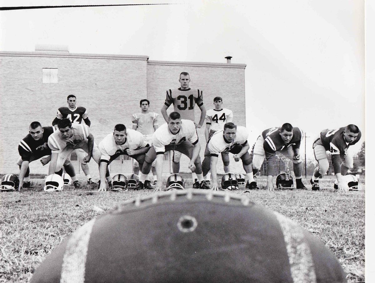 TennesseeHSFB's tweet photo. #TBT #TennesseeHighSchoolFootball https://t.co/e7YEyzQ9na