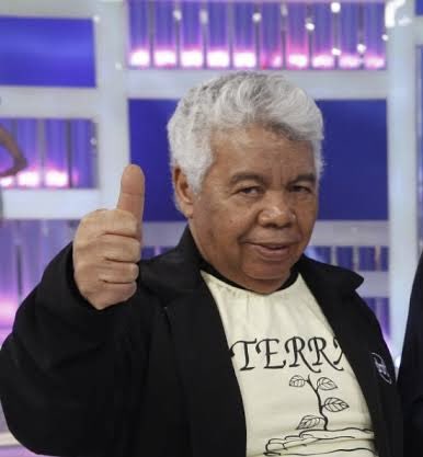 EdLed13's tweet photo. Estou em busca de um produtor musical que faça um trampo legal com rock. Se alguém puder me indicar, fico muito agradecido! 🥹 https://t.co/JFnWiCANuC
