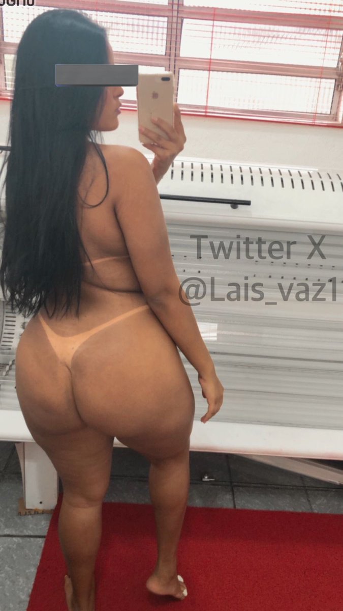 Lais_Vaz1's tweet photo. Será que o comedor vai gostar das fotos ?

Pro corno eu nem mando, ele só paga, quem usufrui são os Alpha de rola grande !!🤘🏿👩🏻♠️♠️♠️♠️ https://t.co/orb5HjtIfA