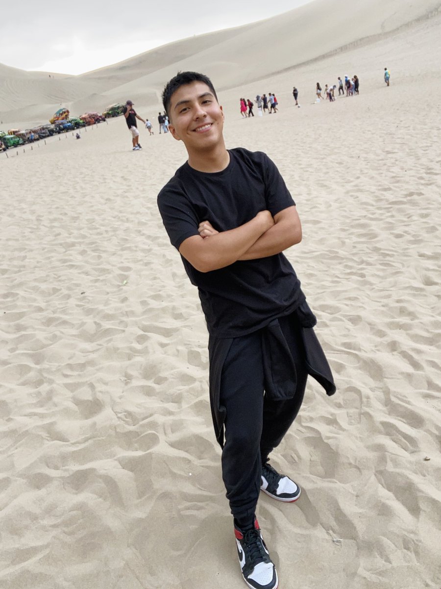 Azulado2023's tweet photo. Huacachina https://t.co/17OoHQL6eG