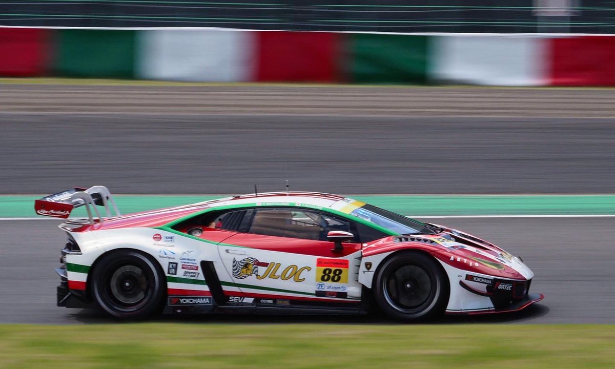 #2023autobacssupergt Rd.3
#suzukagt450kmrace
#supergt
#supergt2023
#鈴鹿サーキット
#jloc
#jlocランボルギーニgt3
#小暮孝史 選手
#元嶋佑弥 選手
#lamborghini #lamborghinigt3
#olympus
#olympusomdem1markii
#車好きな人と繋がりたい
#カメラ好きな人と繋がりたい
#ファインダー越しの私の世界