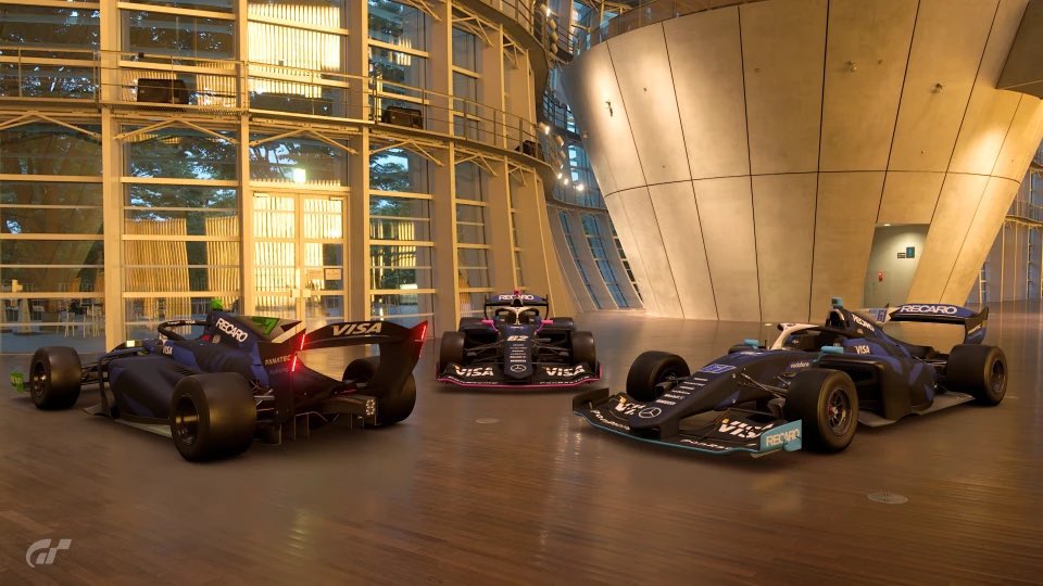PonOfficial_62's tweet photo. (F1vs新体制&amp;新リバリー発表)
心機一転！車両のリバリーとドライバーを変え
新たに参戦再開です！

61号車ドライバー/@Nora_Kitsune993 
7号車ドライバー/@Exceed_17 

チームオーナー&amp;監督&amp;62号車リザーブ
@PonRacing_FScom 

チーム名
PonRacing VISA Mercedes team F1

車両型式
PR03

#F1vs_GT7 https://t.co/o9ImwpIqbm