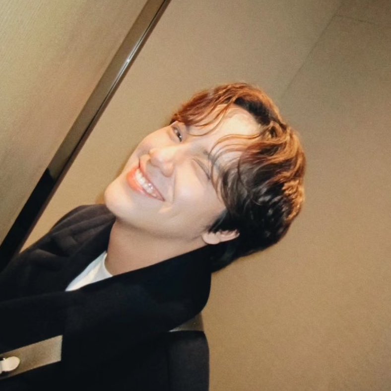 offortunitay's tweet photo. CENTYL NANON THANK YOU FOR BEING SO CENTYL LATELY I LOVE YOU CENTYL NANON KEEP BEING CENTYL PRETTY SASSY AND BEAUTIFUL THAT ALL MEN IN BANGKOK WILL CREATE A SHRINE TO WORSHIP YOU NANON KORAPAT https://t.co/aDQWCxiA74