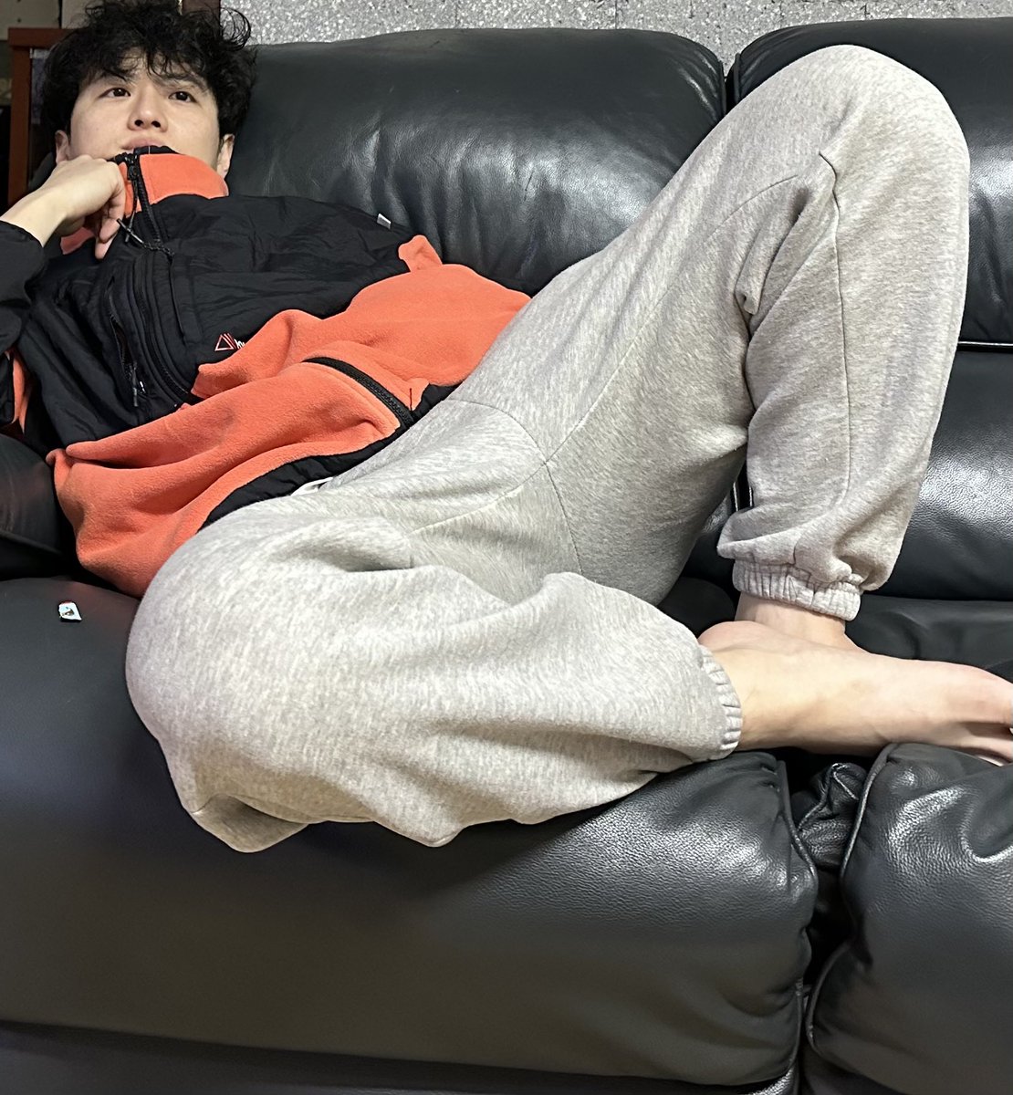 feeldog_bpnn's tweet photo. 제목 : 명절 https://t.co/kFlyEOpwXi