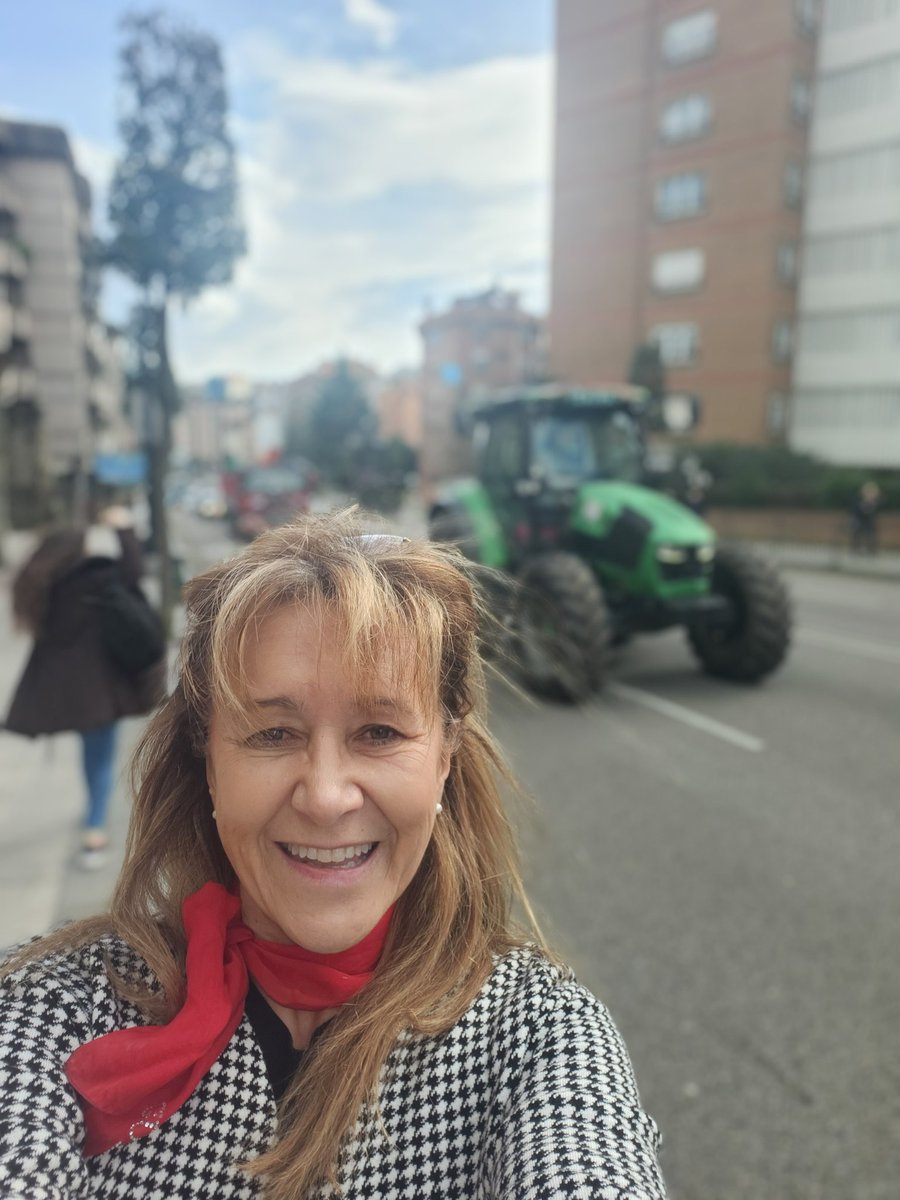❌️A inconscientes, frívolos  e ignorantes que desconocen lo duro del sector primario

❌️ a las inverosímiles imposiciones europeas

❌️ a la competencia desleal

❌️ a las políticas hidráulicas y burocracia 

 💪Siempre con #ganaderos #agricultor #campoespañol #tractorada