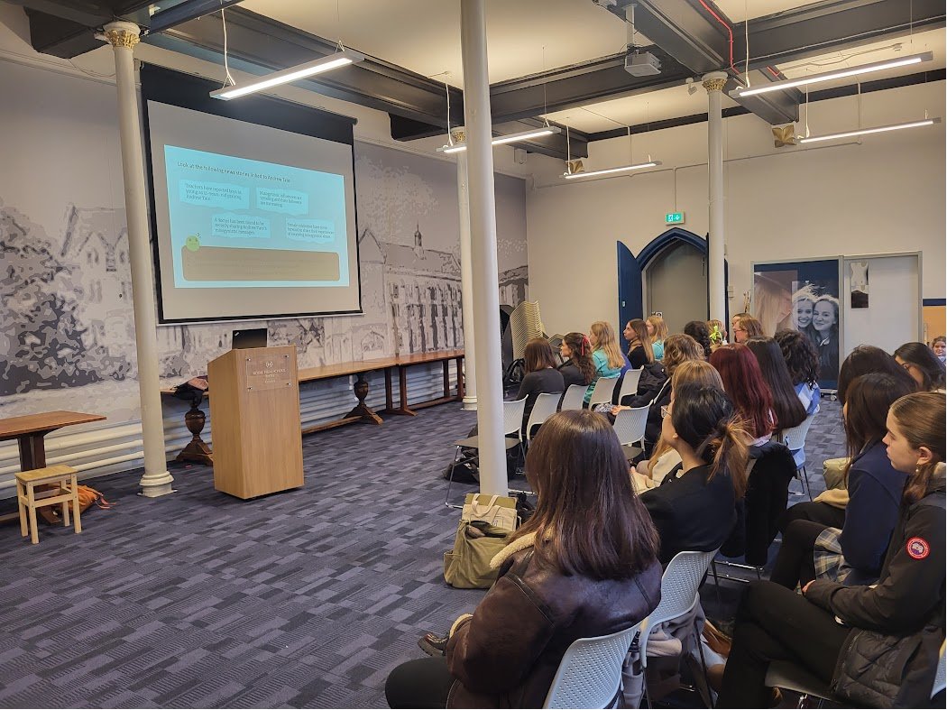 Royal High School PSHEE tweet media