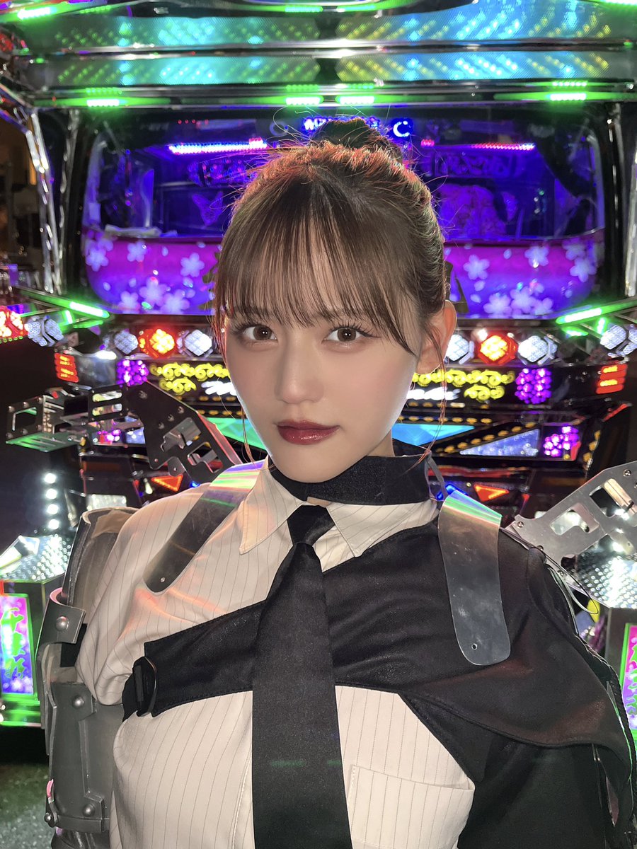 takamatsuhitomi's tweet photo. ��んな世界観でも馴染みます🦾私に任せて？笑 https://t.co/v6ALkiL54m