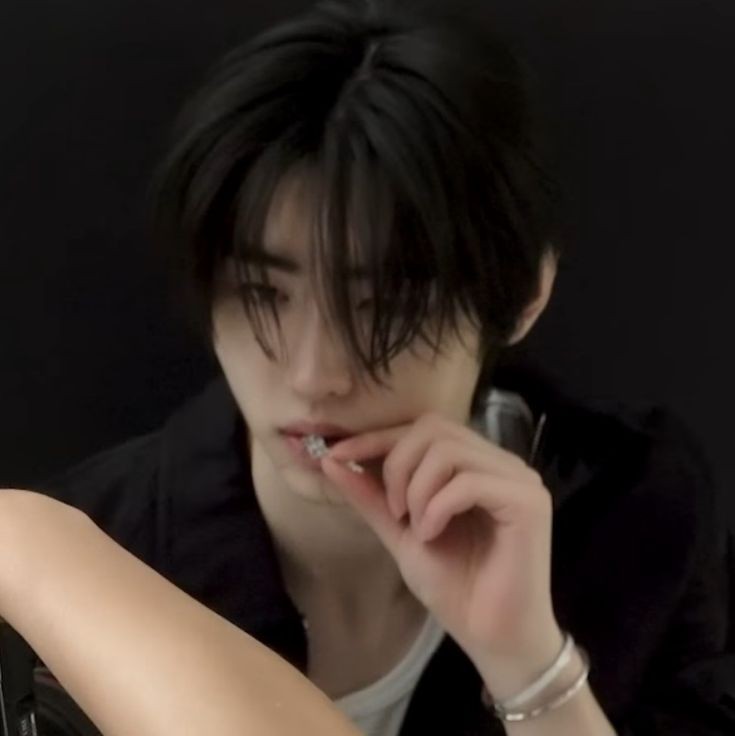 sunghoonspics's tweet photo. 🤍🖤 #SUNGHOON #성훈 https://t.co/xT1Rg4QPB0