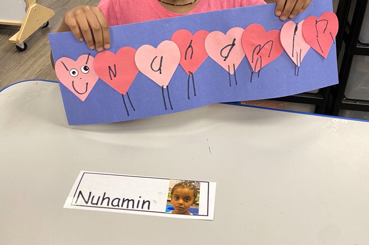 npinilla1's tweet photo. #Prek3 #RISD #writing #ABpattern #Valentines 🥰💜 #WorldClass @ForestLnAcademy https://t.co/hpOdktk99d