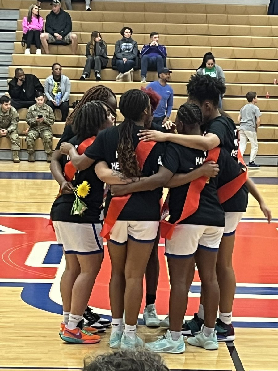 Taylor Jones tweet media