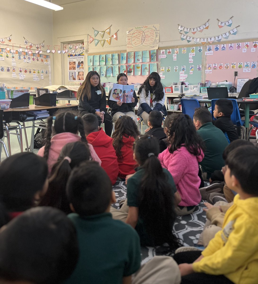 Plainfield High School students read to our third grade Leaders during Black History Month Literacy Day. We thank the PHS administration and the Office of Multilingual Education for organizing this. <a href="/BelalShadin/">Shadin Belal</a> <a href="/HTottempudi/">Haritha Tottempudi</a> #movingplainfieldpublicschoolsforward