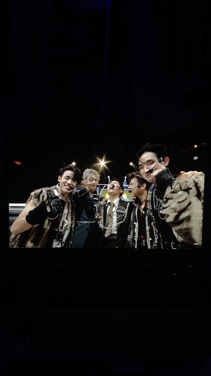 nuthongist's tweet image. so so proud or each of you boys, keep going forward and become more succesful okay ? cheers to more upcoming years and journey to us, lykn and lykyou &amp;lt;33 💓💗💘💘  

 #ProjectAlphaTHFinalEP #LYKN