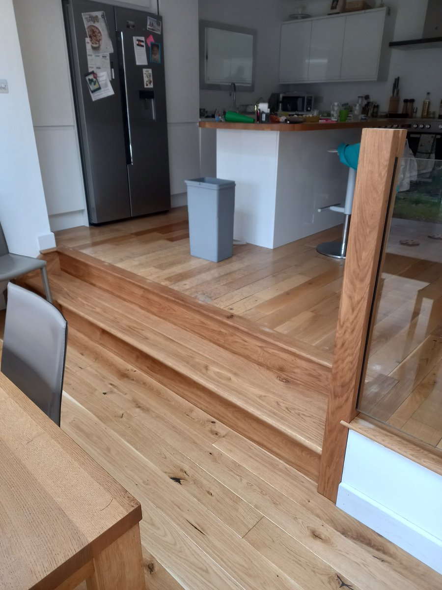 S.R Dennis &amp; Sons are local builders based in the city of Bath with over 40 years’ experience in the building trade. Offering a wide range of building services from new builds to renovations, garages to exterior work, patios, refurbishments &amp; much more. srdennis.co.uk